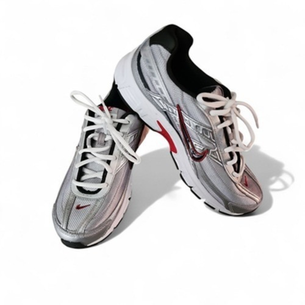 NWOT Men's Nike Initiator Sneakers Silver Red Size 9.5 Red Silver Grey
